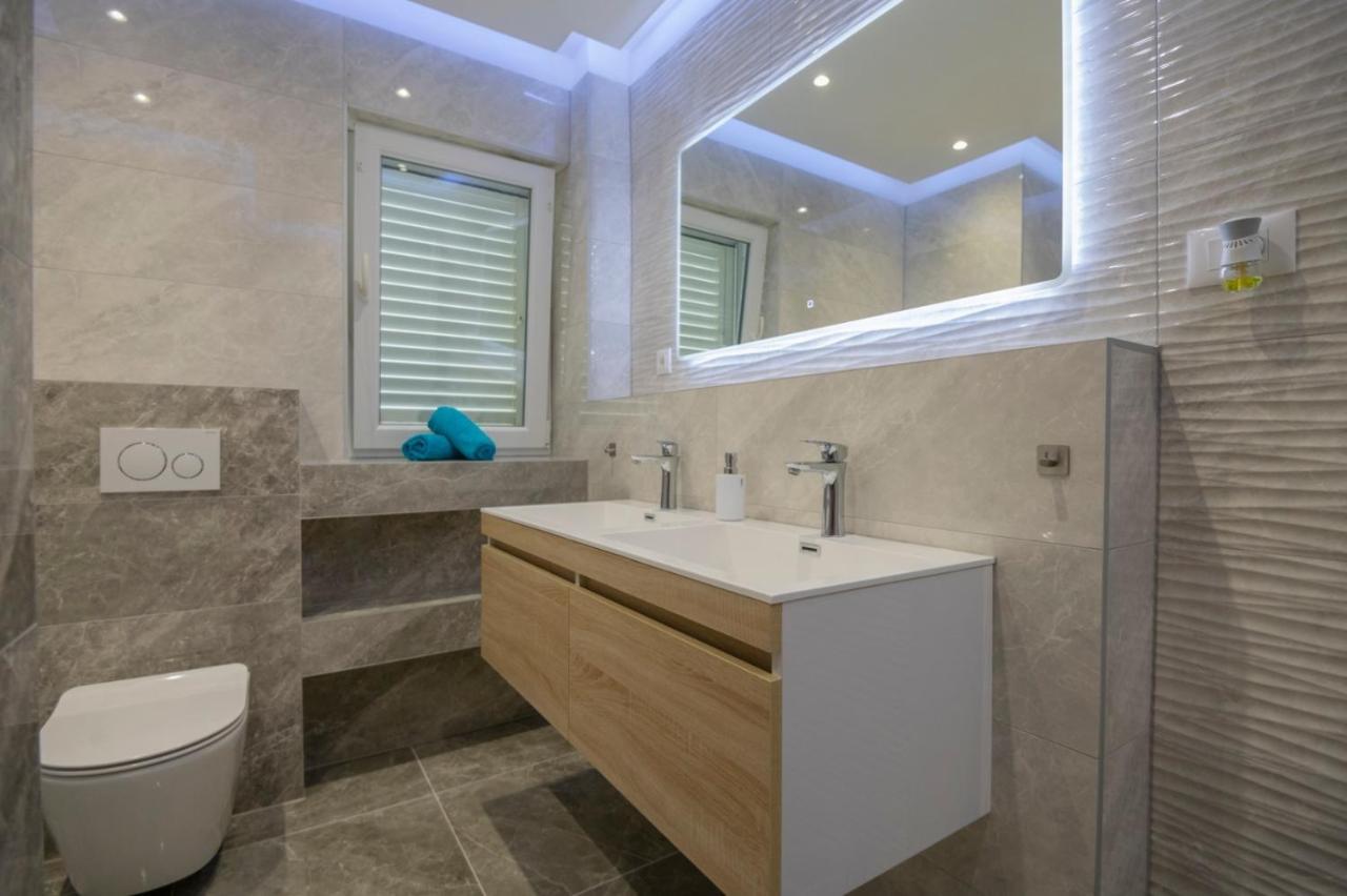 Apartments Radeljic Подстрана Екстер'єр фото