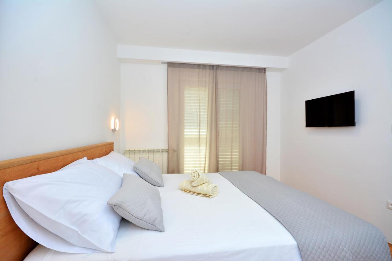 Apartments Radeljic Подстрана Екстер'єр фото
