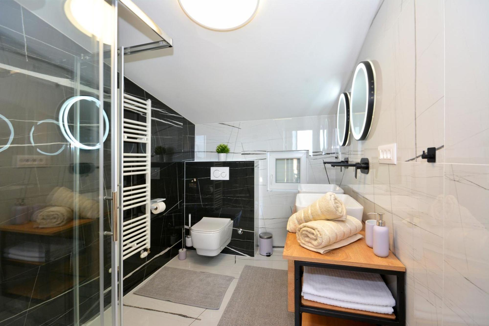 Apartments Radeljic Подстрана Екстер'єр фото